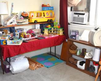 THIRD LEVEL-Kids Toys/Electronics Room Overview