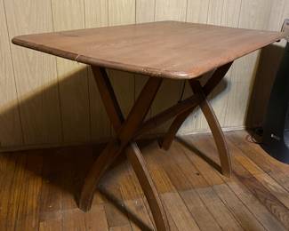 Wood folding table