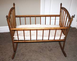 Antique Bent Wood Baby Cradle.                                             BUY IT NOW!    $150.00