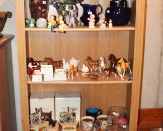 Lots of knick knacks.