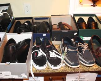 Men's shoes are sizes 9 1/2 to 10 1/2.  Many are new in box or hardly worn.  
