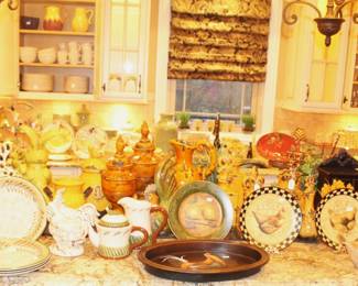 Loads of china, decorative items, and pottery pieces!