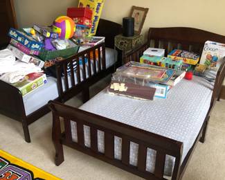 2 Toddler beds