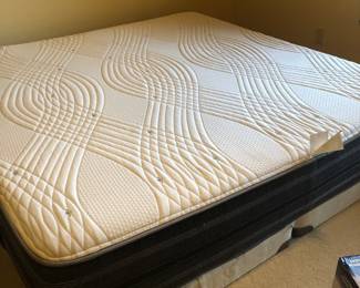 Beautyrest memory foam mattress 