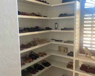 Shoes - Womens Size 7