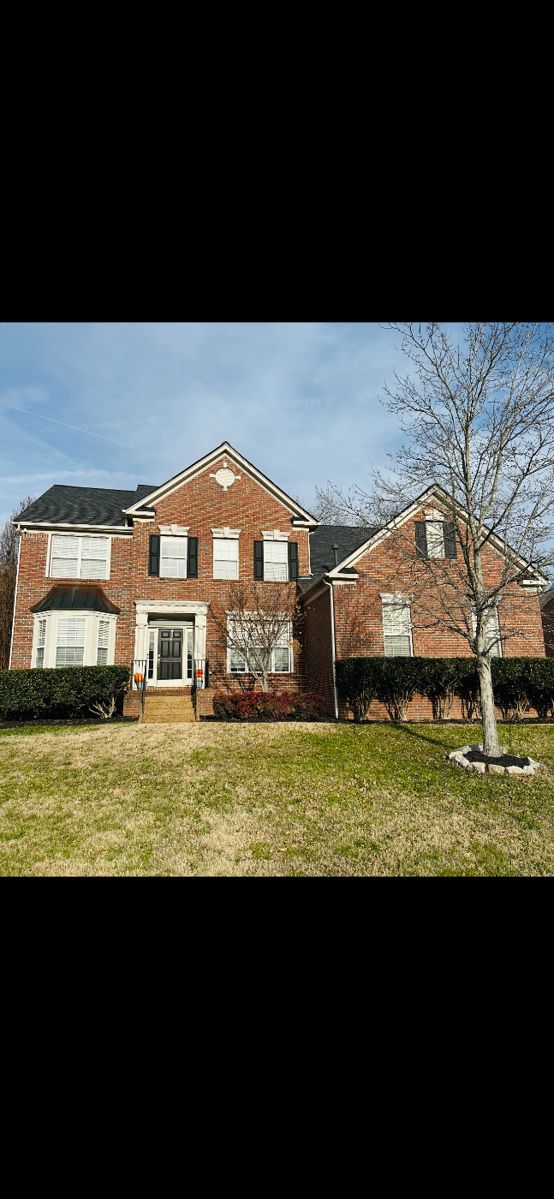 Brentwood downsizing sale by Bella starts on 1/5/2024