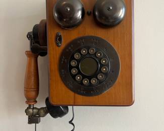 Wall telephone 