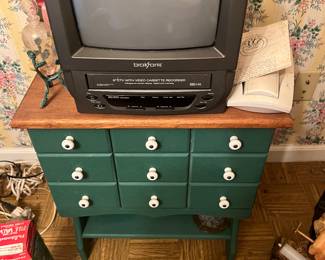 Nice small side cabinet 