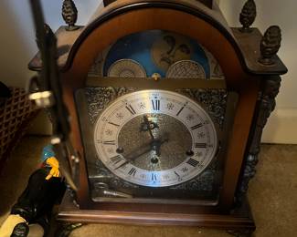 Mantle clock