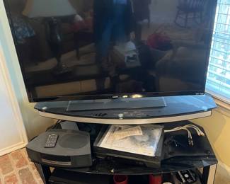 Flatscreen tv and media stand 