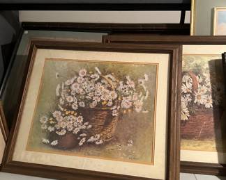 Framed daisy print