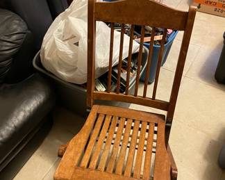 Wooden folding chair