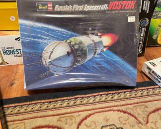 Vintage Revell Model "Russia's First Spacecraft: Vostok"