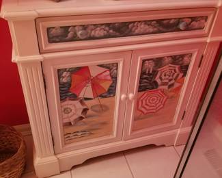 Beachy one-drawer cabinet