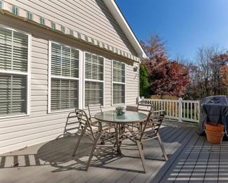 Patio dining set; gas grill