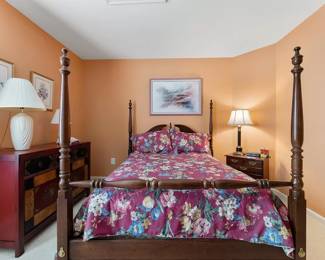 Four-poster queen bed