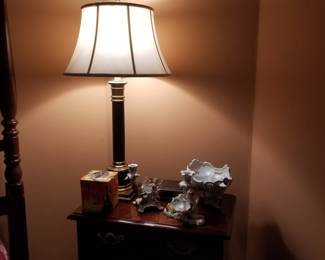 Nightstand & floor lamp