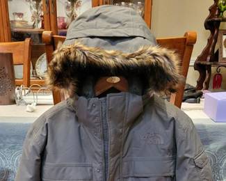 Men's North Face McMurdo Parka (never worn)