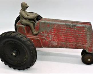Lot 093   28 Bid(s)
VTG SLIK-TOYS Tractor & Driver
