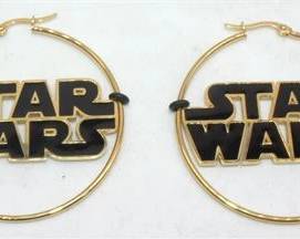 Lot 072   5 Bid(s)
Star Wars pierced Earrings large