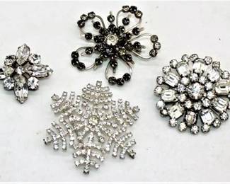 Lot 100   6 Bid(s)
Rhinestone brooch pins