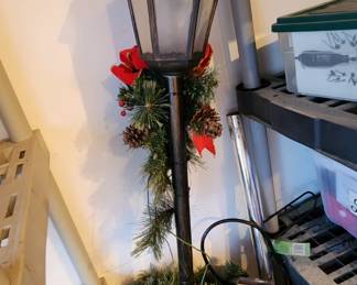 Outdoor Holiday Decor 