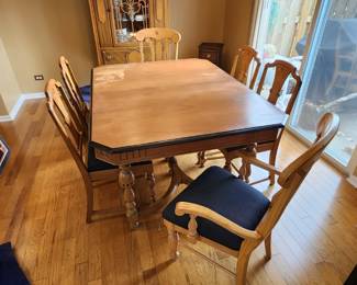 Antique Dining Room Table 