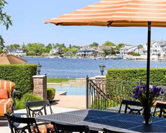 Cast Aluminum Dining Table and Chairs