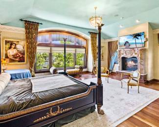 Phyllis Morris 'Richelieu'&nbsp;4&nbsp;Poster King Sized Ebonized Figural Bed with Gilt Accents and Paw Feet