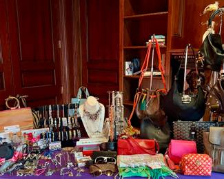 Designer Handbags incl: Etro, Fendi ,Gucci, Philip Lim