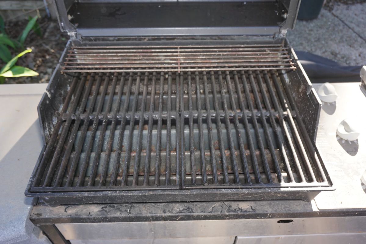 Oakwood Estate Sale in New Braunfels, TX starts on 1/4/2024