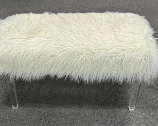 Shabby Sheek Acrylic Fluffy Bench