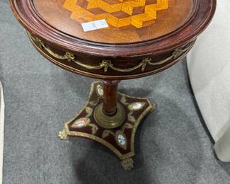 Inlay Neoclassical pedestal Base Table 