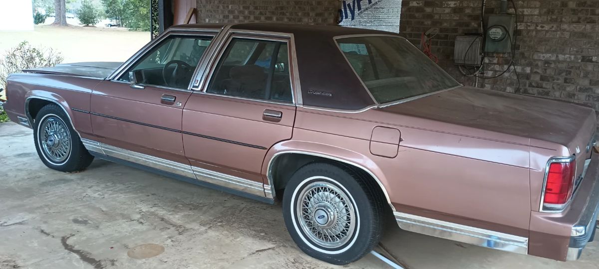 Estate Auction Dogwood Heights Marianna Florida starts on 1/20/2024