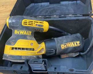 DeWalt Sander