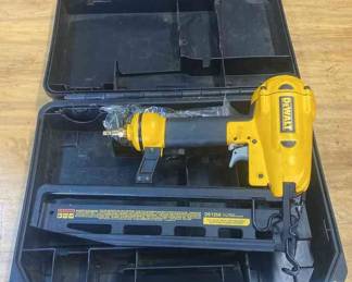 DeWalt 16 Gauge Air Nail Gun