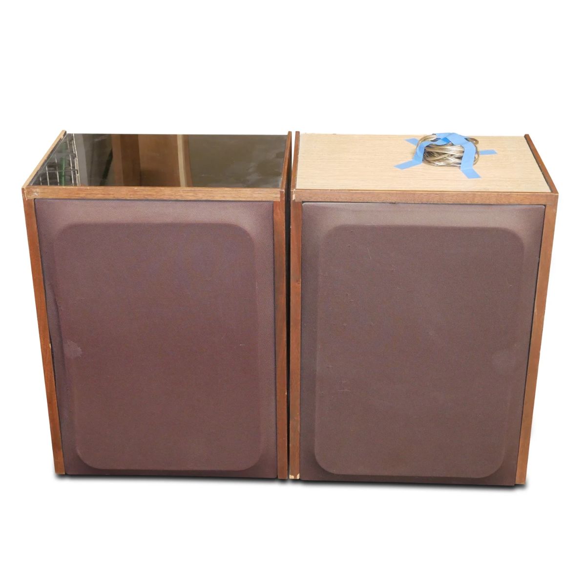 Estate Liquidation JBL Speakers, Rolling... starts on 1/1/2024