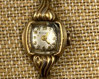Lot 386 | Vintage Ladies Bulova Wristwatch Watch