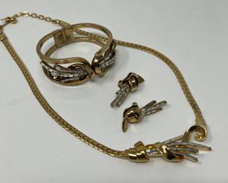 Lot 376 | Trifari Jewelry Set, Missing some Rhinestones