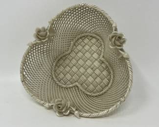 Lot 226 | Extremely Delicate Belleek Lattice Trefoil Bowl