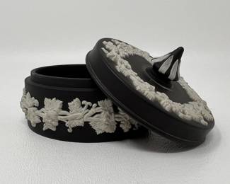 Lot 207 | Black Grapevine Jasperware Round Box