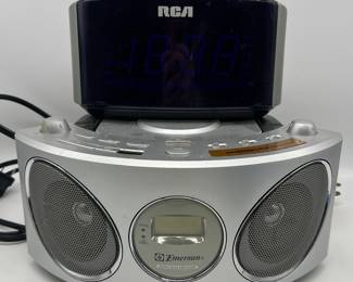 Lot 160 | As Found Radios Stereo Boombox Alarm