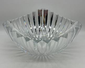 Lot 121 | Rogaska Crystal Bowl as found