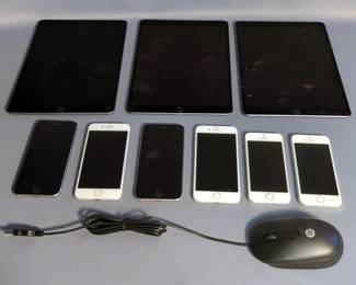 Apple I Phones Including SE, Qty 2, S, Qty 2, Apple I Pads, Qty 3, And More, Total Qty 10