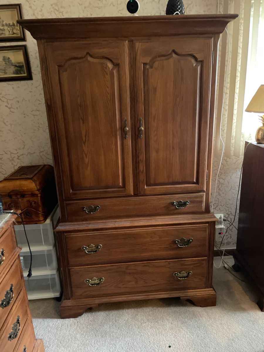 Sterling Heights Estate Sale! starts on 3/21/2024