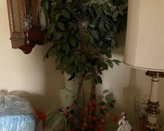 . . . faux ficus