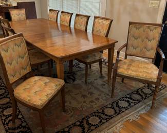 Large Dining Table with 10 Chairs - Table has 3 leaves