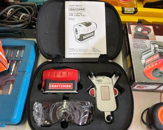 Craftsman 4-1 Level with Laser Trac