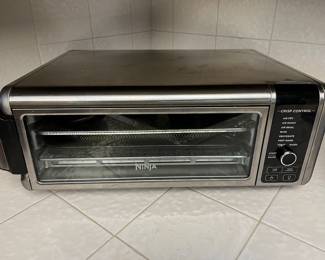 Ninja Oven: Air Fry, Air Roast, Air Broil, Dehydrate, Toast