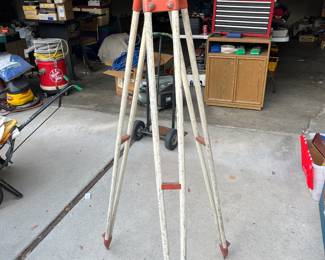 Berger Transit with stand